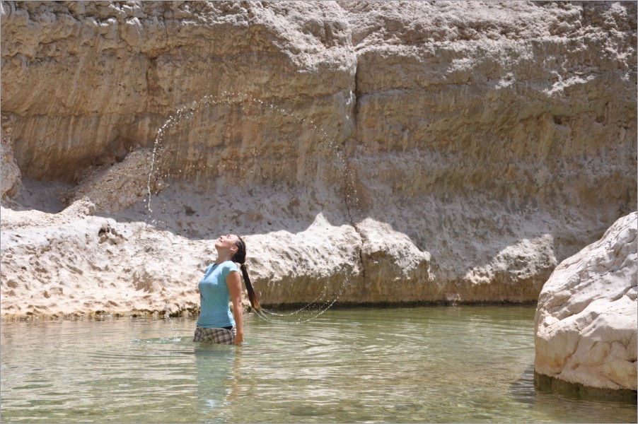 the locals told us: if you haven't seen the cave, you haven't seen oman! it really was awesome with turquoise green light from the outside & waterfalls coming down