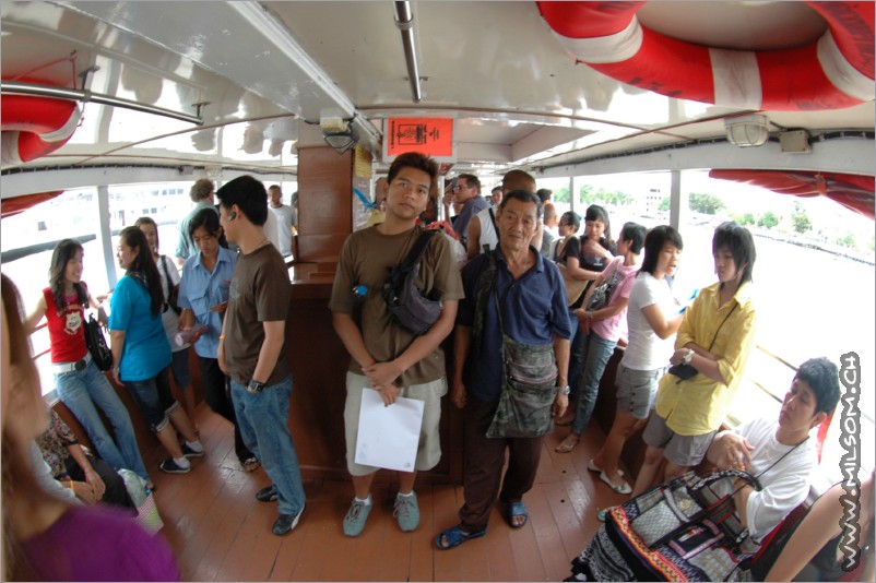 coolest transport: the boat (and only costs 8baht = 20 cents)