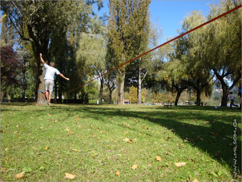 slacking in the parco d'agno